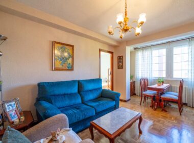 Светлая квартира 65 кв.м в Barrio del Pilar рядом с метро