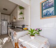 Светлая квартира 65 кв.м в Barrio del Pilar рядом с метро