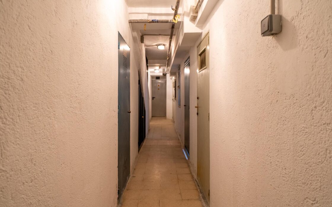 Светлая квартира 65 кв.м в Barrio del Pilar рядом с метро