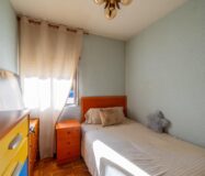 Светлая квартира 65 кв.м в Barrio del Pilar рядом с метро