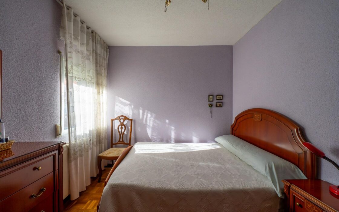 Светлая квартира 65 кв.м в Barrio del Pilar рядом с метро