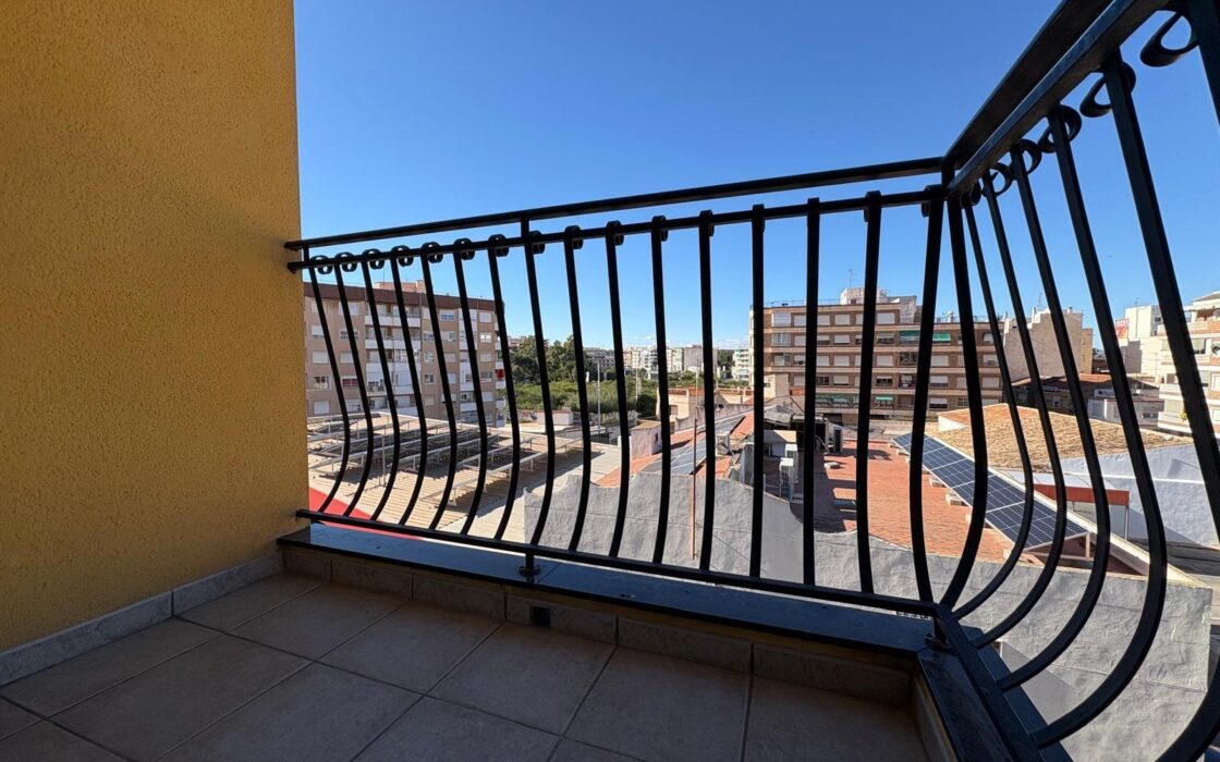 Апартаменты 69 кв.м в Торревьехе, 500 м до моря