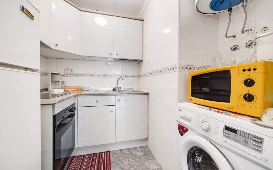 Апартаменты 60 кв.м с террасой в Торревьеха у моря