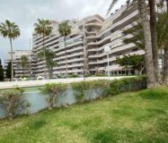 Світла квартира з терасою та видом на море в Кальпе 90 кв.м.