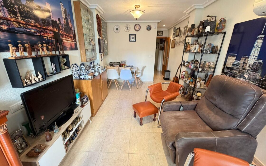 Апартаменты 70 кв.м в Торревьехе 350 м до моря