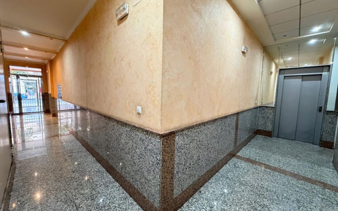 Апартаменты 70 кв.м в Торревьехе 350 м до моря