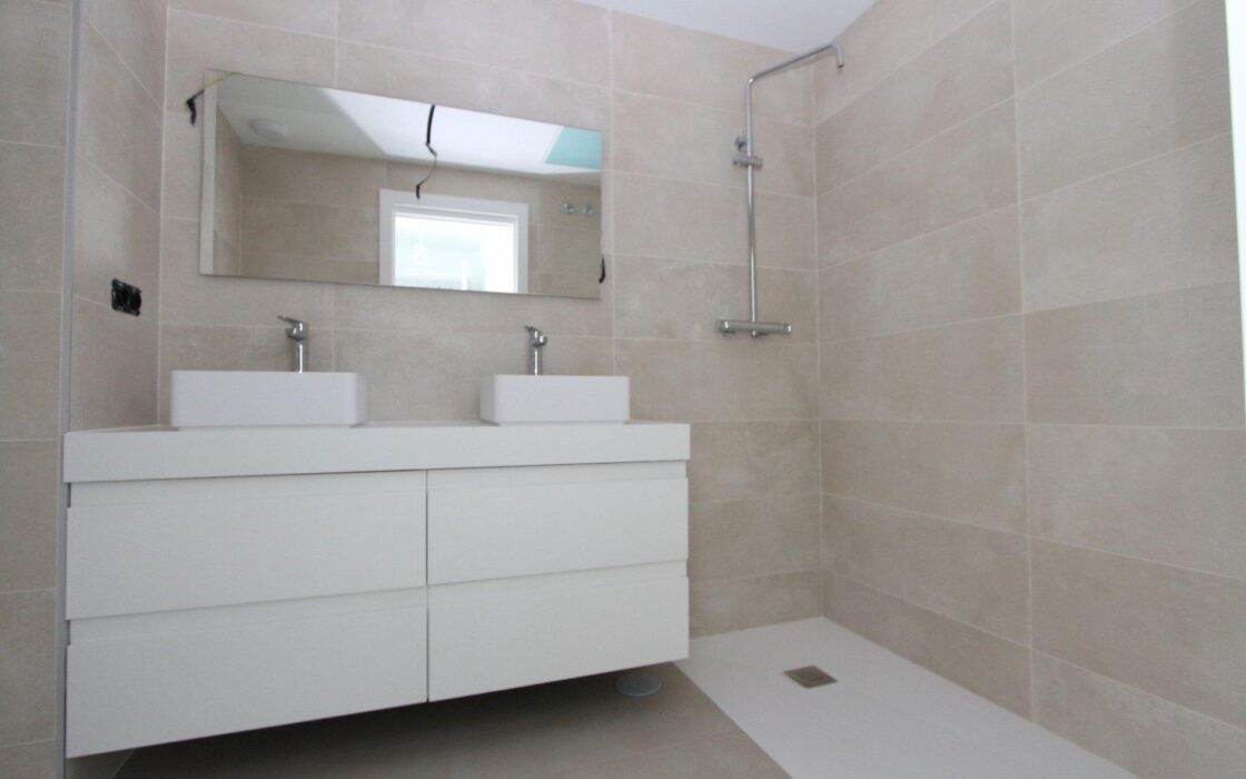 Апартамент з терасою та видом на море в Кальпе, 91 кв.м