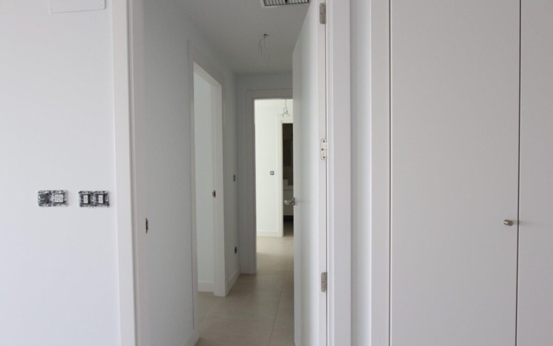 Апартамент з терасою та видом на море в Кальпе, 91 кв.м