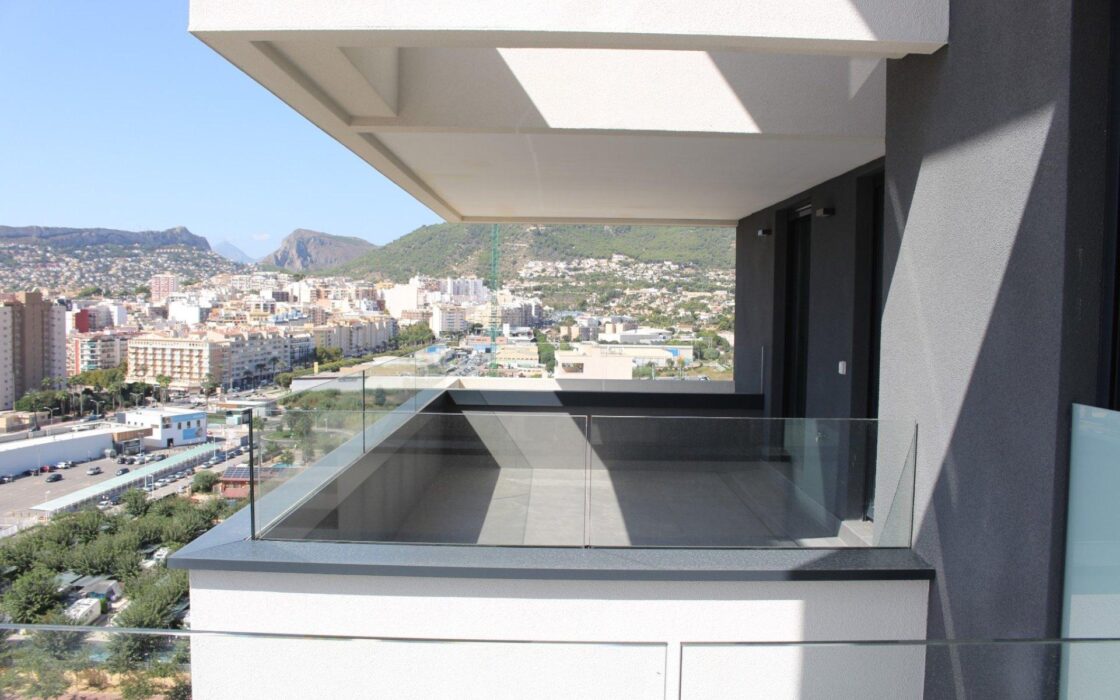 Апартамент з терасою та видом на море в Кальпе, 91 кв.м