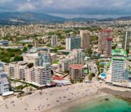 Апартамент з терасою та видом на море в Кальпе, 91 кв.м