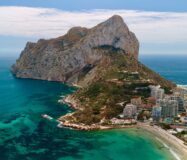 Апартамент з терасою та видом на море в Кальпе, 91 кв.м