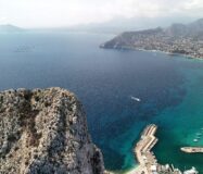 Апартамент з терасою та видом на море в Кальпе, 91 кв.м