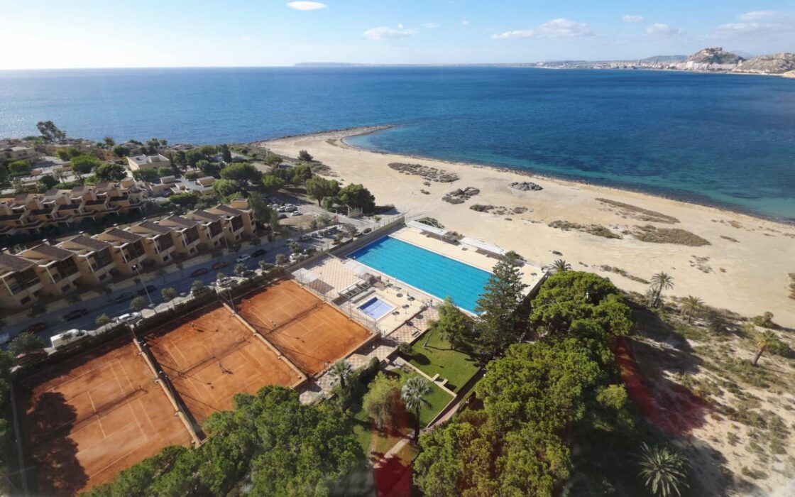 Апартаменты 152 кв.м у моря в San Juan Playa