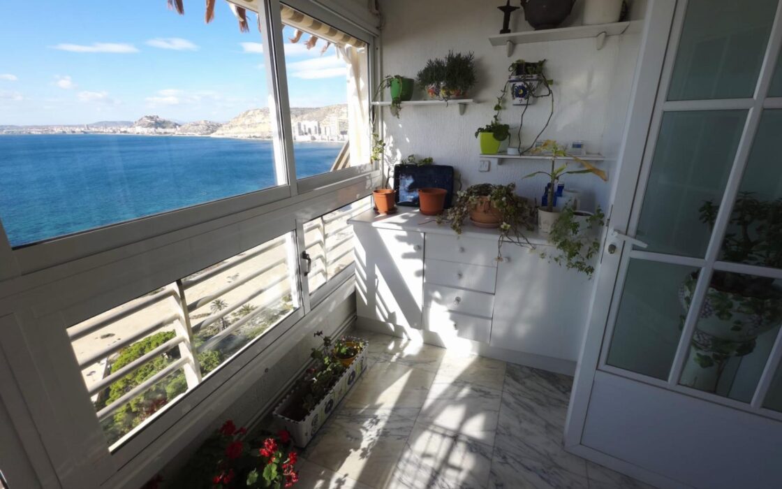 Апартаменты 152 кв.м у моря в San Juan Playa