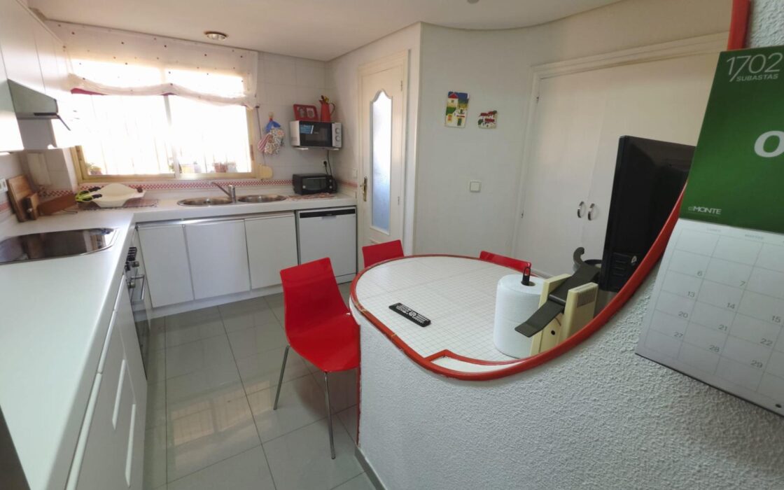 Апартаменты 152 кв.м у моря в San Juan Playa