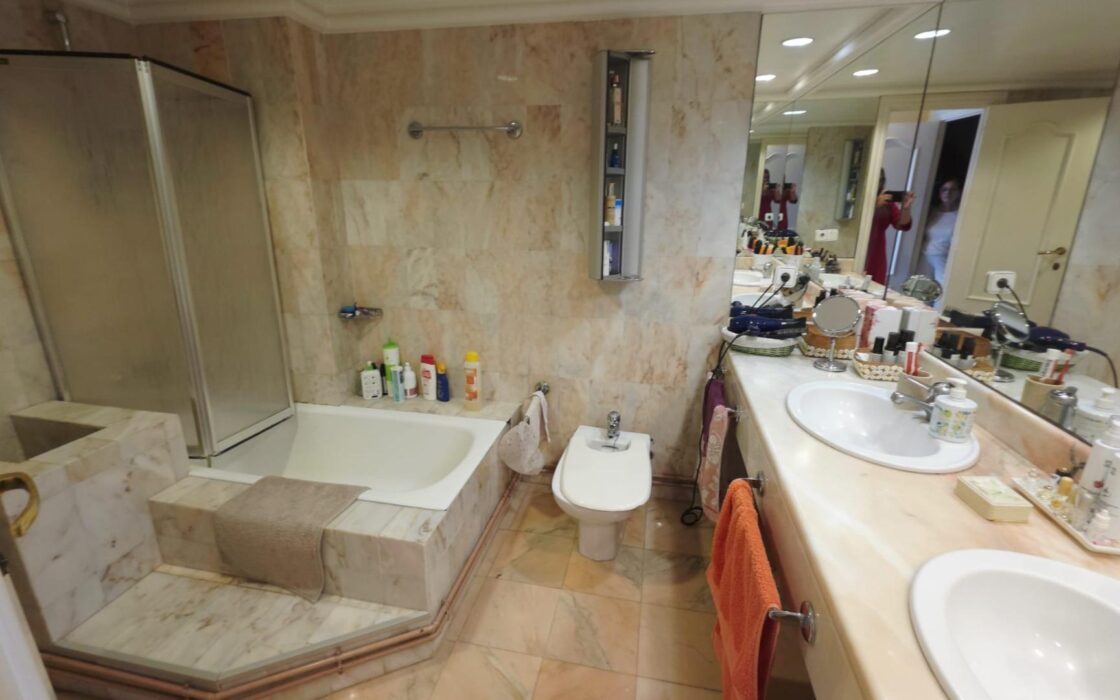 Апартаменты 152 кв.м у моря в San Juan Playa