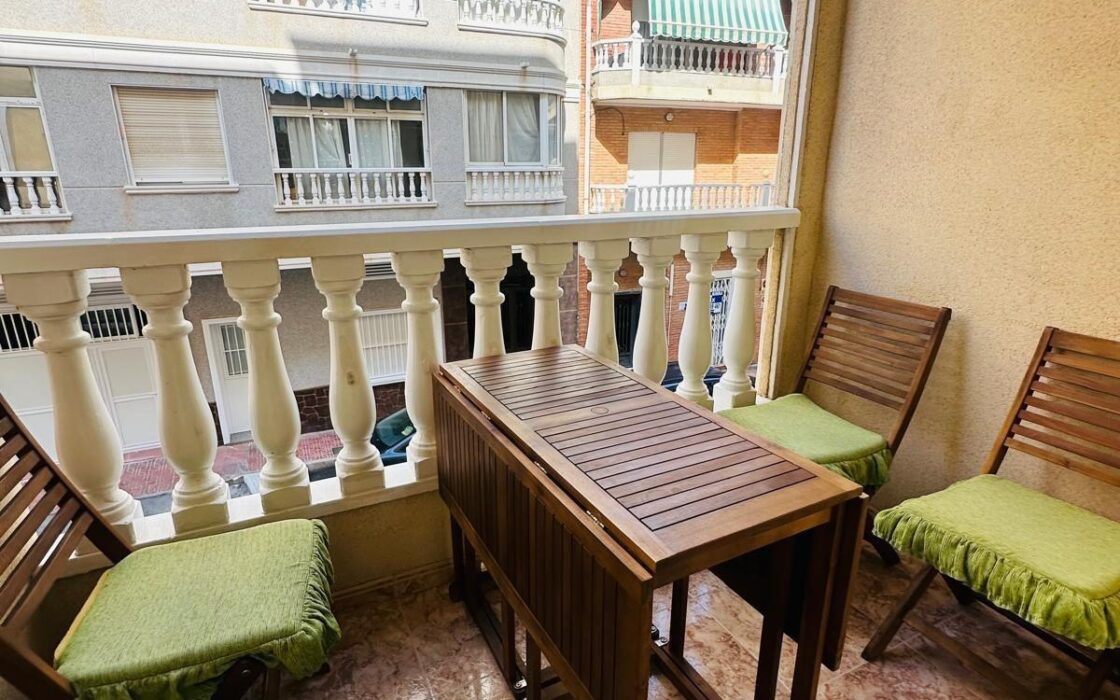 Апартаменты 59 кв.м у моря в Торревьехе с террасой