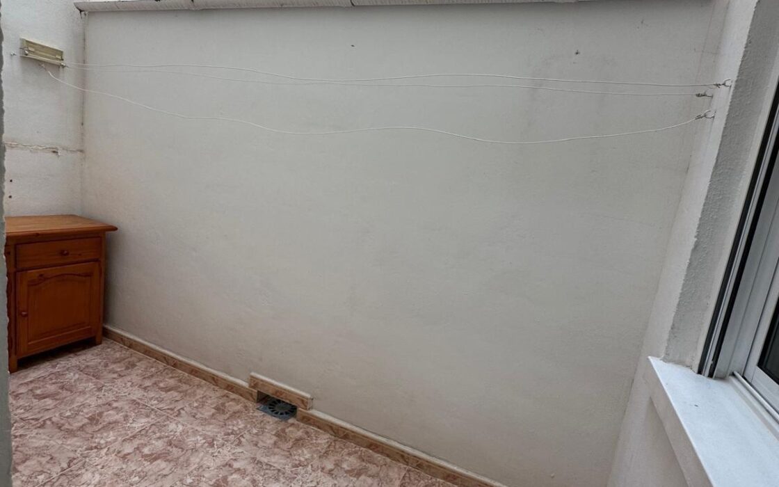 Апартаменты 59 кв.м у моря в Торревьехе с террасой