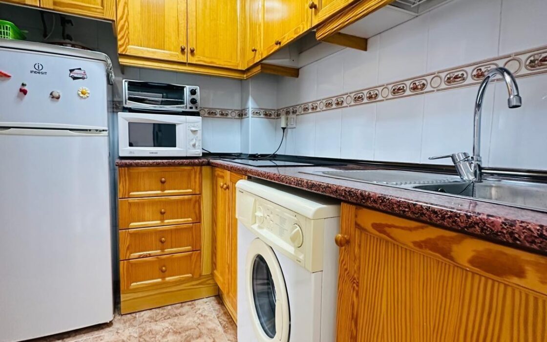 Апартаменты 59 кв.м у моря в Торревьехе с террасой