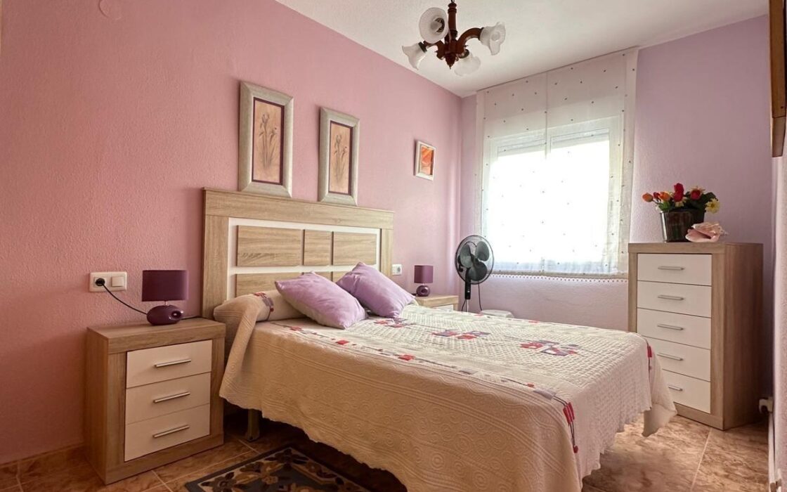 Апартаменты 59 кв.м у моря в Торревьехе с террасой