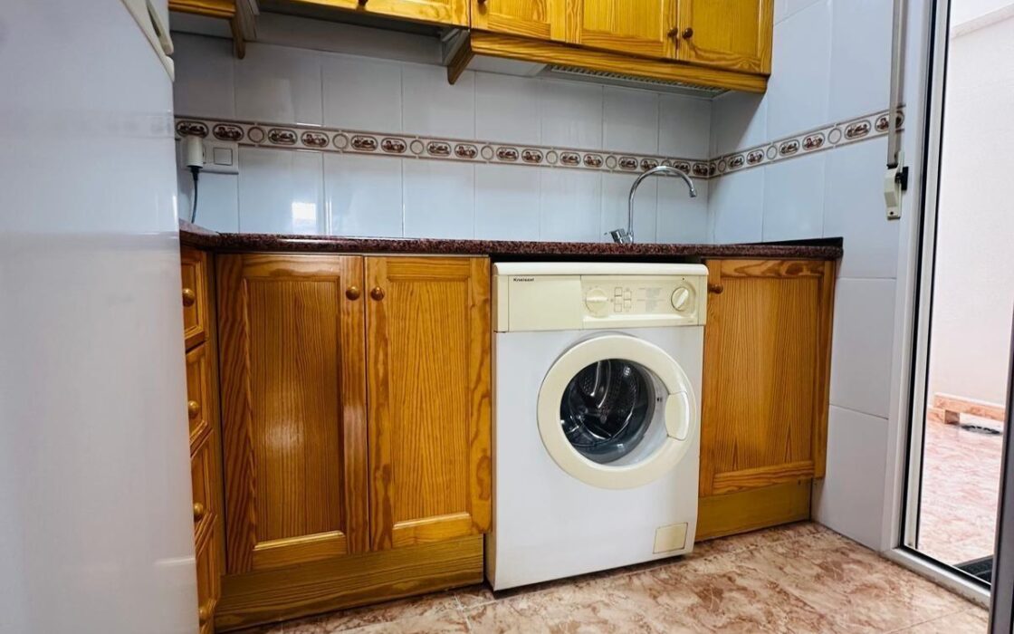 Апартаменты 59 кв.м у моря в Торревьехе с террасой