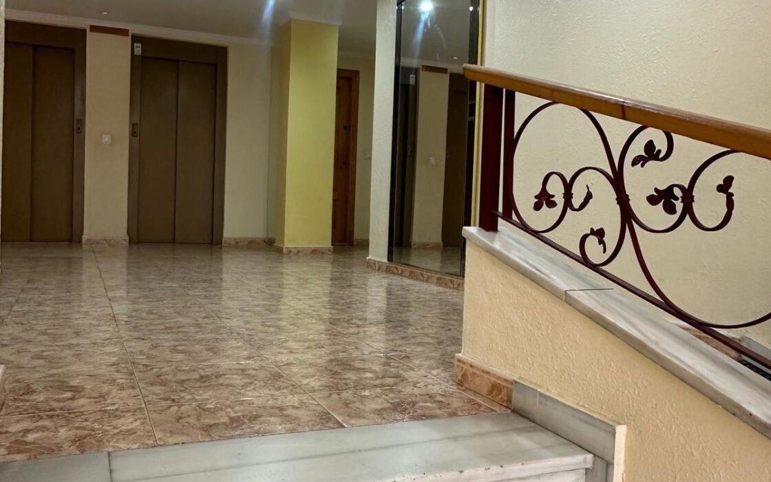 Апартаменты 59 кв.м у моря в Торревьехе с террасой