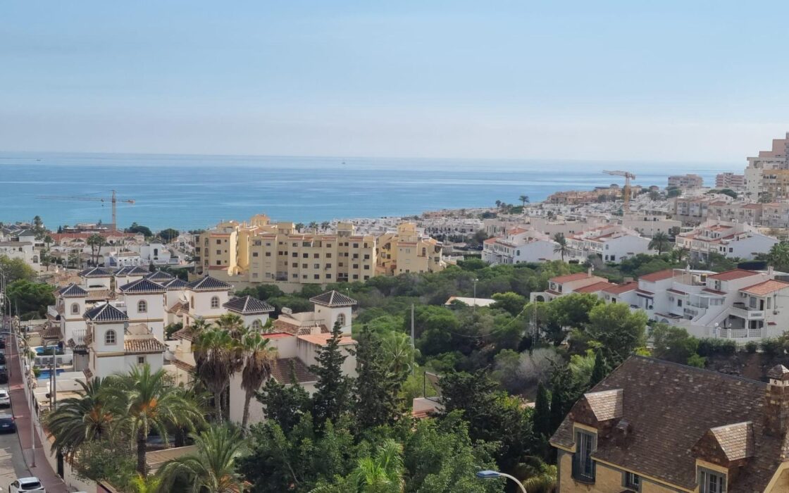 Апартаменты 53 кв.м в Торревьехе, 700 м до моря