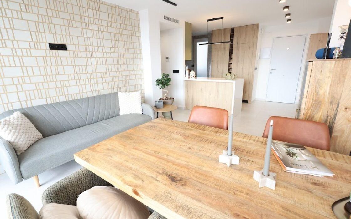 Апартаменти 90 кв.м в Пилар де ла Орадада, 4 кімнати у моря