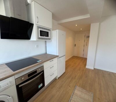 Світла квартира з двома спальнями в Мадриді, 55 кв.м.