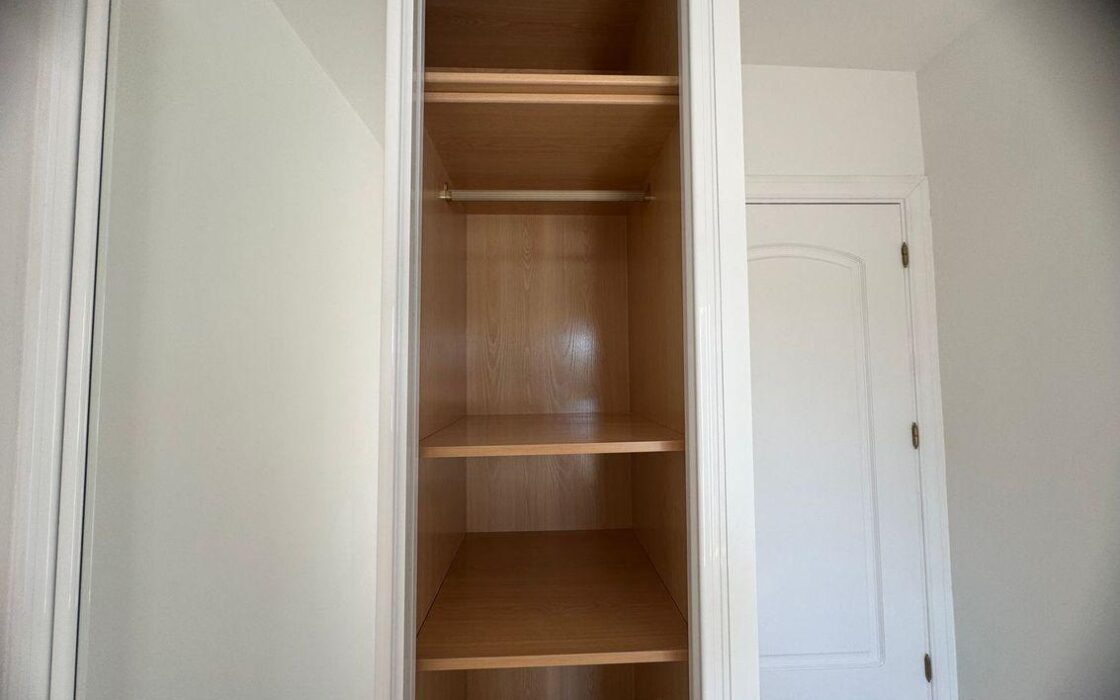 Светлая квартира с двумя спальнями в Мадриде, 55 кв.м.