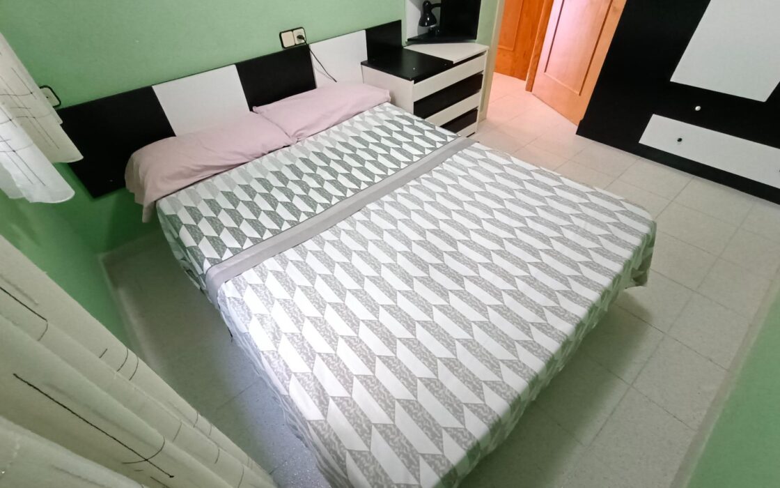 Апартаменты 62 кв.м в Торревьехе с террасой у моря