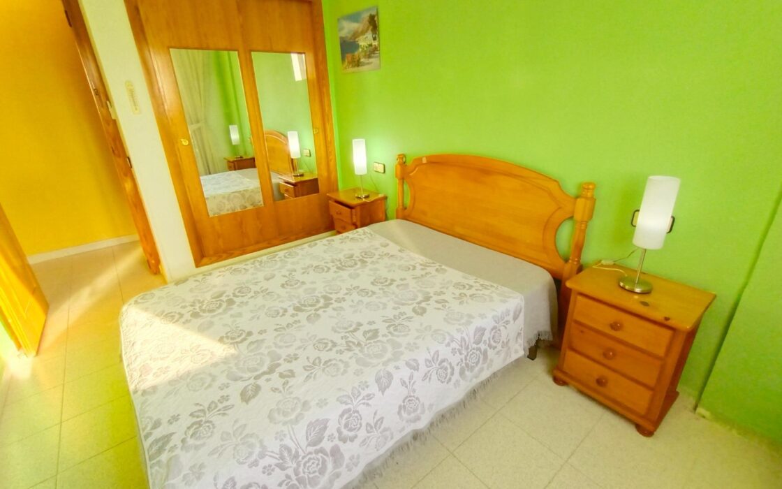 Апартаменты 62 кв.м в Торревьехе с террасой у моря