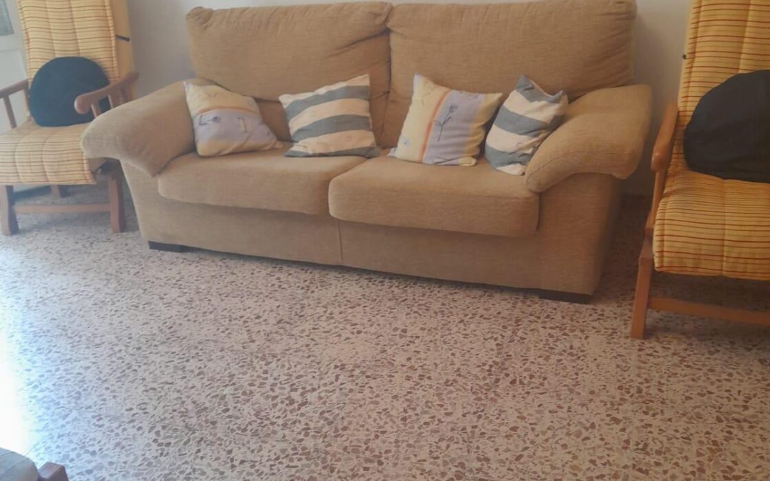 Апартаменты 80 кв.м у моря в Торревьехе с террасой