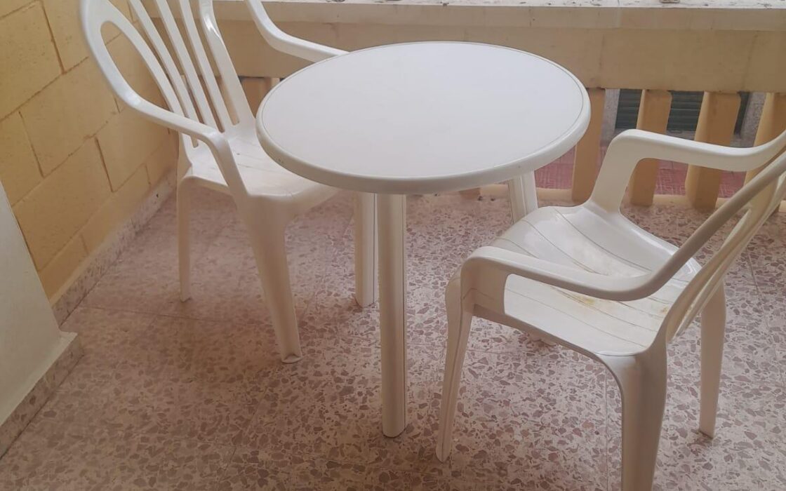 Апартаменты 80 кв.м у моря в Торревьехе с террасой