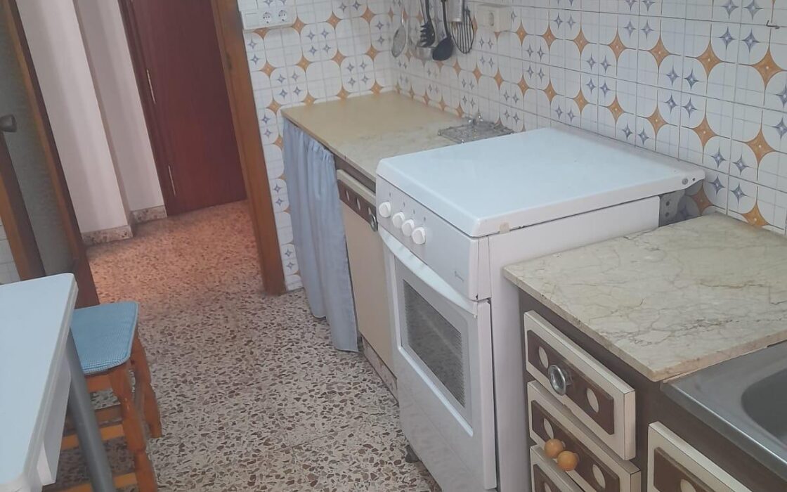 Апартаменты 80 кв.м у моря в Торревьехе с террасой