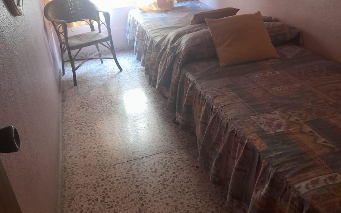 Апартаменты 80 кв.м у моря в Торревьехе с террасой