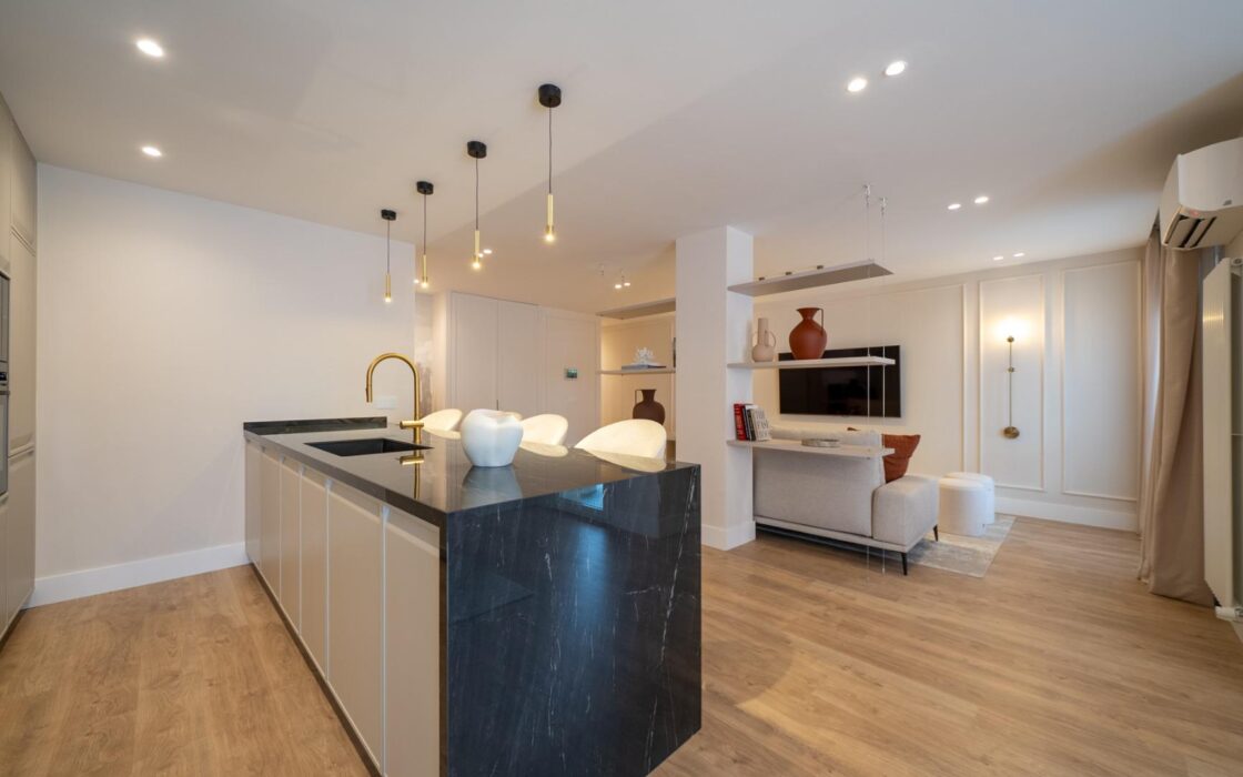 Апартаменты в Мадриде 235 кв.м с террасой в Castellana