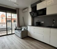 Студия в Торревьехе 31 кв.м у моря с ремонтом