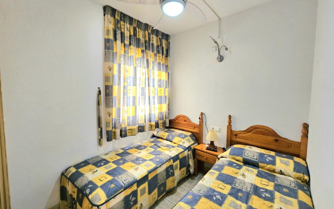 Продаются апартаменты 70 кв.м в Торревьехе, 750 м до моря