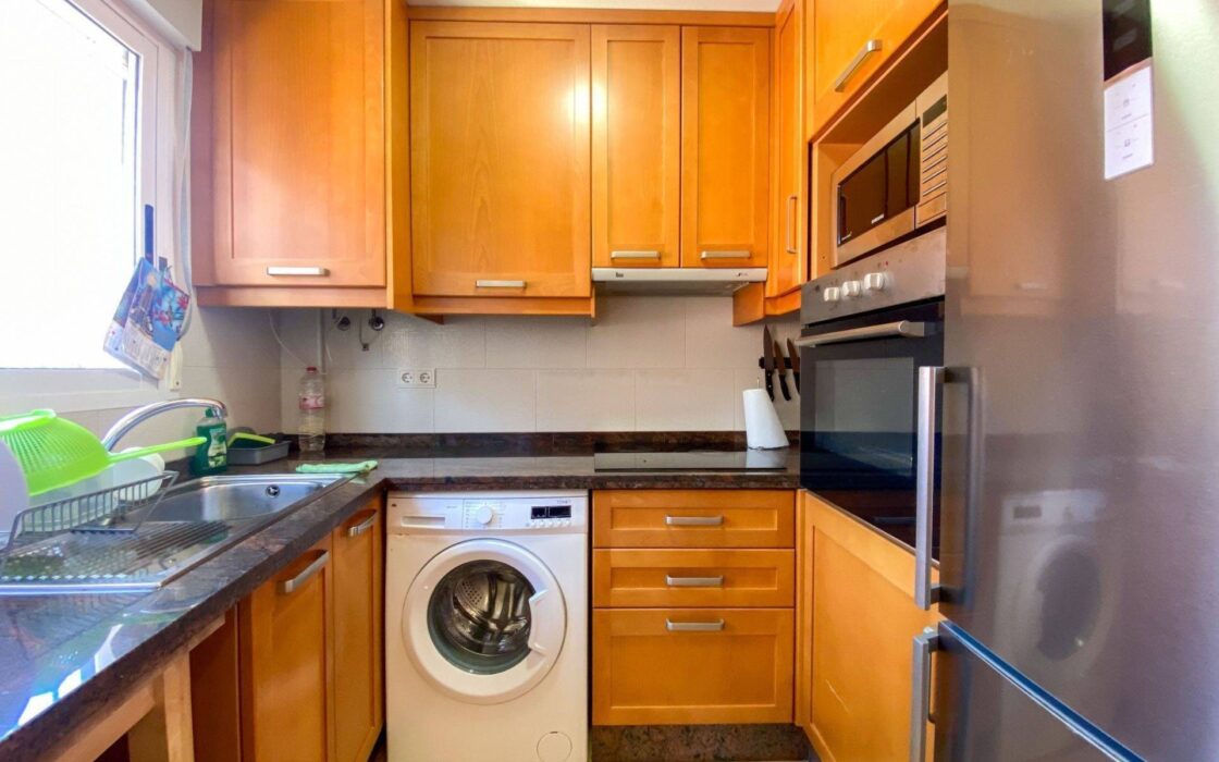 Апартаменты 70 кв.м в Альморади с бассейном 16 км от моря