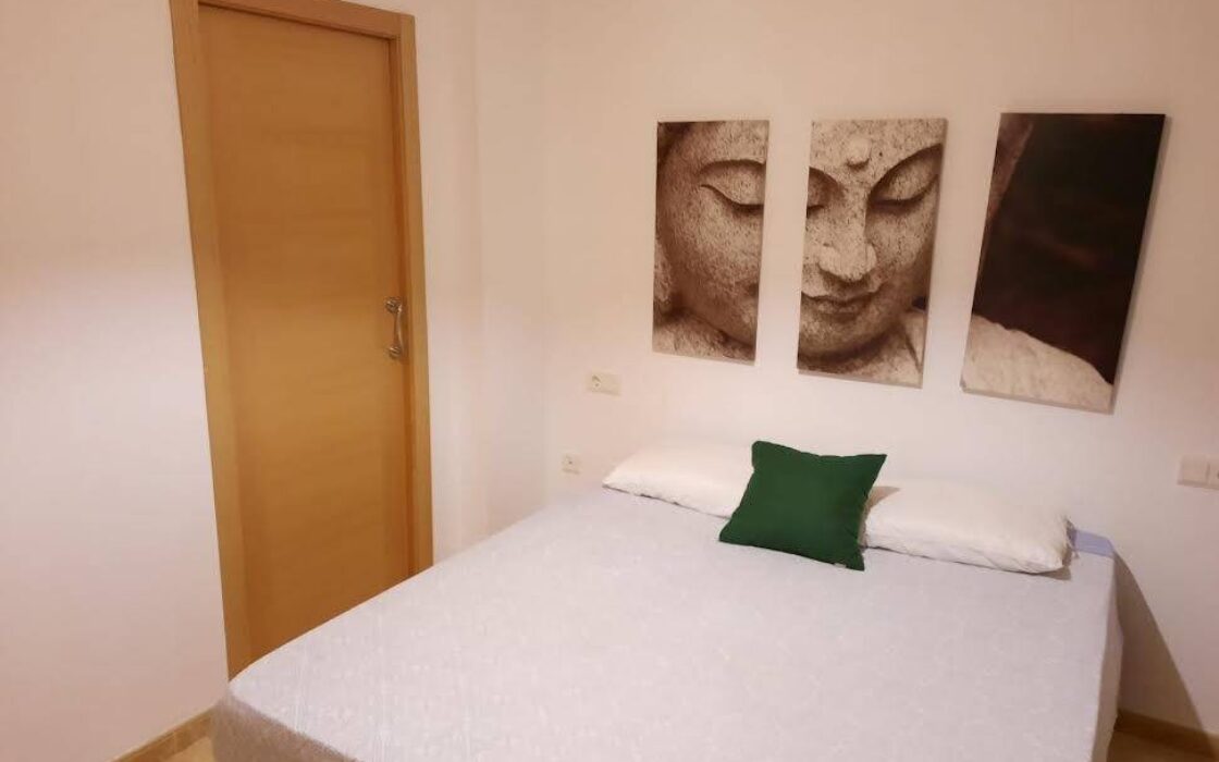 Апартаменты 70 кв.м в Альморади с бассейном 16 км от моря