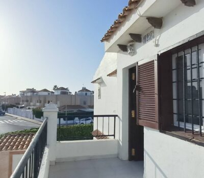 Апартаменти 31 кв.м в Торрев’єсі, 1 км від моря