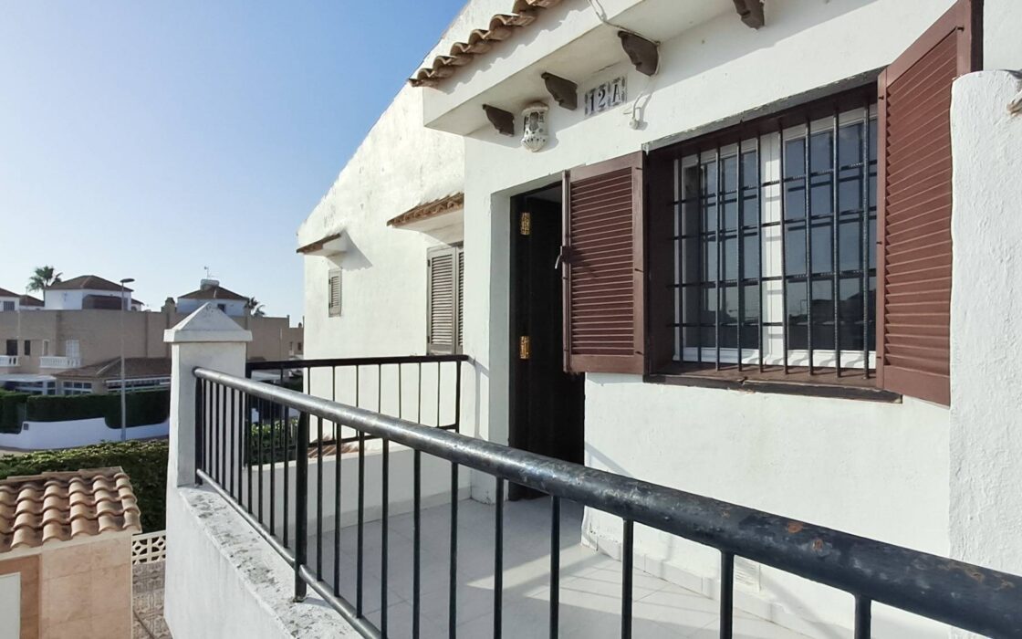 Апартаменты 31 кв.м в Торревьехе, 1 км от моря