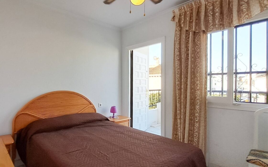 Апартаменты 31 кв.м в Торревьехе, 1 км от моря