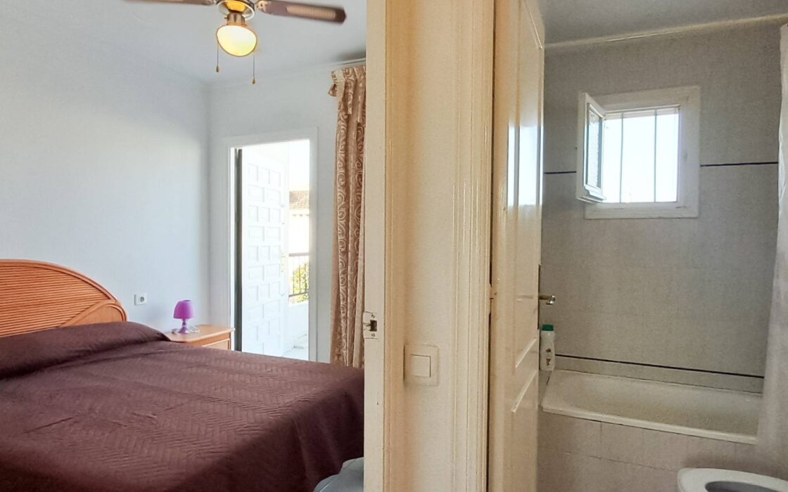 Апартаменты 31 кв.м в Торревьехе, 1 км от моря