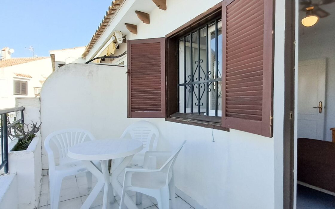 Апартаменты 31 кв.м в Торревьехе, 1 км от моря