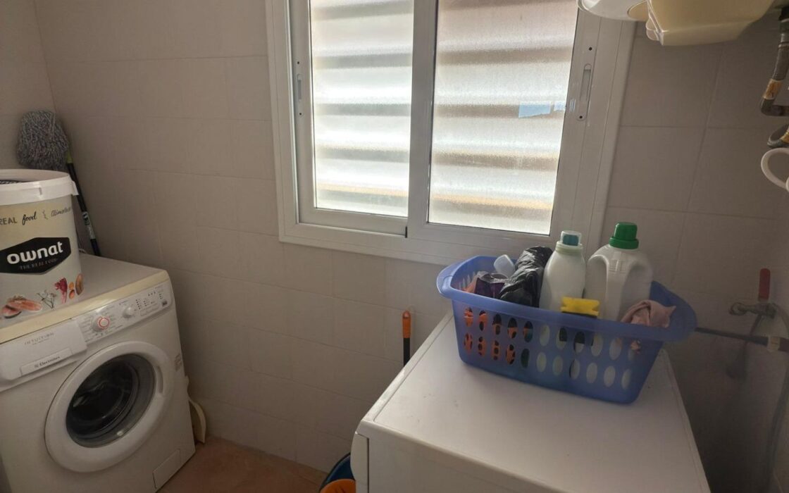 Апартаменты с террасой у моря в Эль Кампельо 76 кв.м