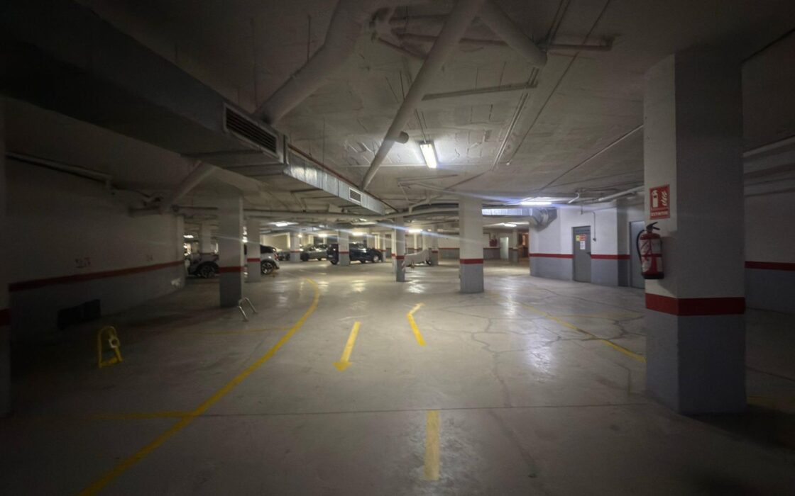 Апартаменты с террасой у моря в Эль Кампельо 76 кв.м