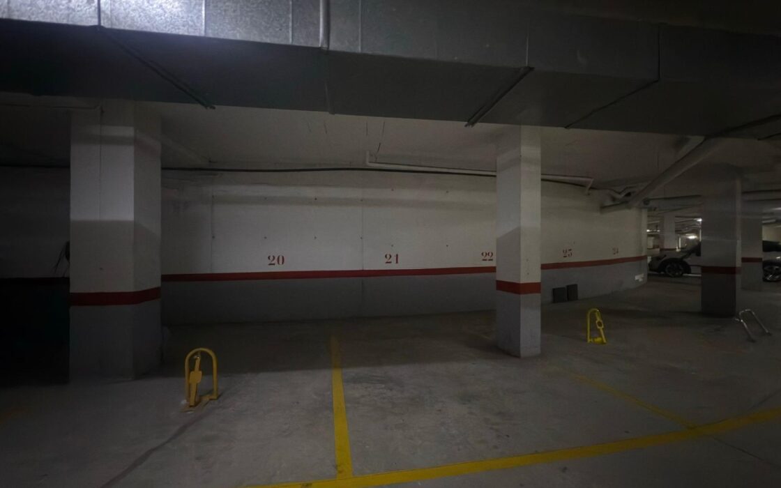 Апартаменты с террасой у моря в Эль Кампельо 76 кв.м