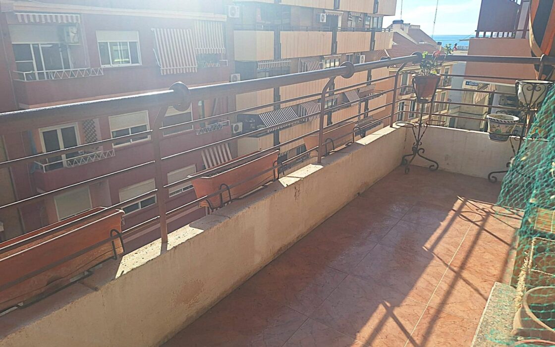 Апартамент 127 кв.м в Аликанте у моря с террасой